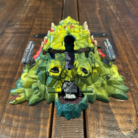 Mighty Max Storms Dragon Island Doom Zone Playset - Picture 2 of 4